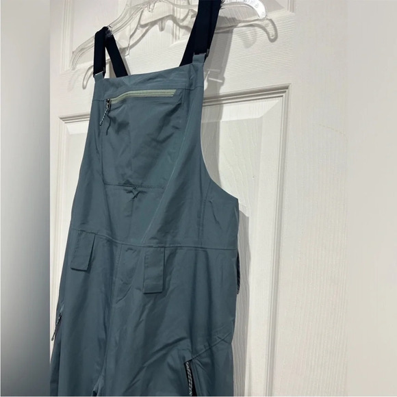 Patagonia Women's L Large Insulated Powder Town Ski Bibs Nouveau Green Grey NWT - Picture 3 of 15